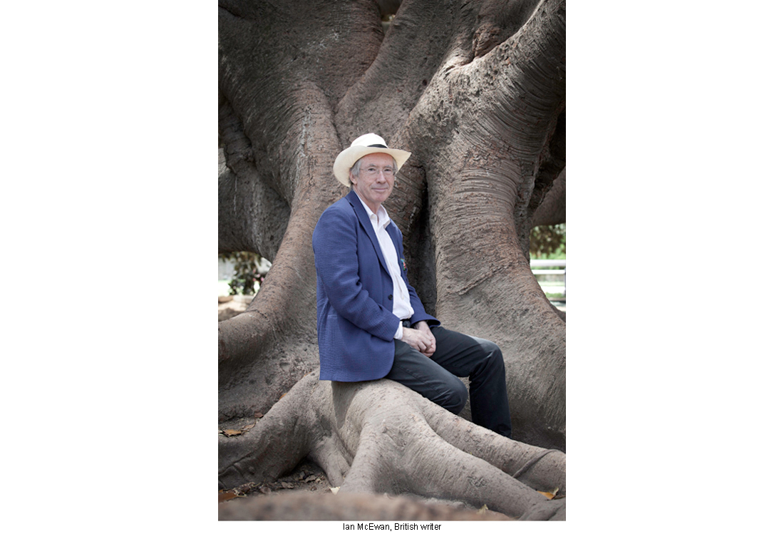 Ian Mcewan - Laura Pietra - photographic portrait